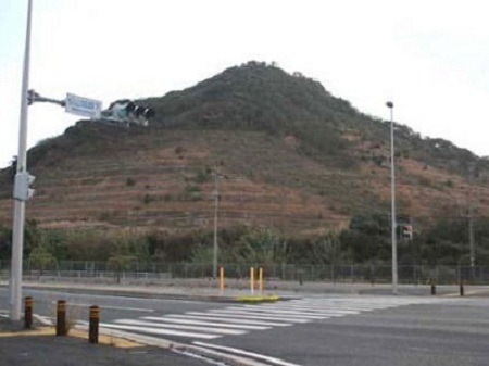 豊前松山城遠景