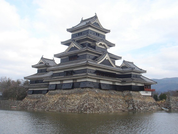 信濃 松本城（松本市）/登城記｜タクジローの日本全国お城めぐり